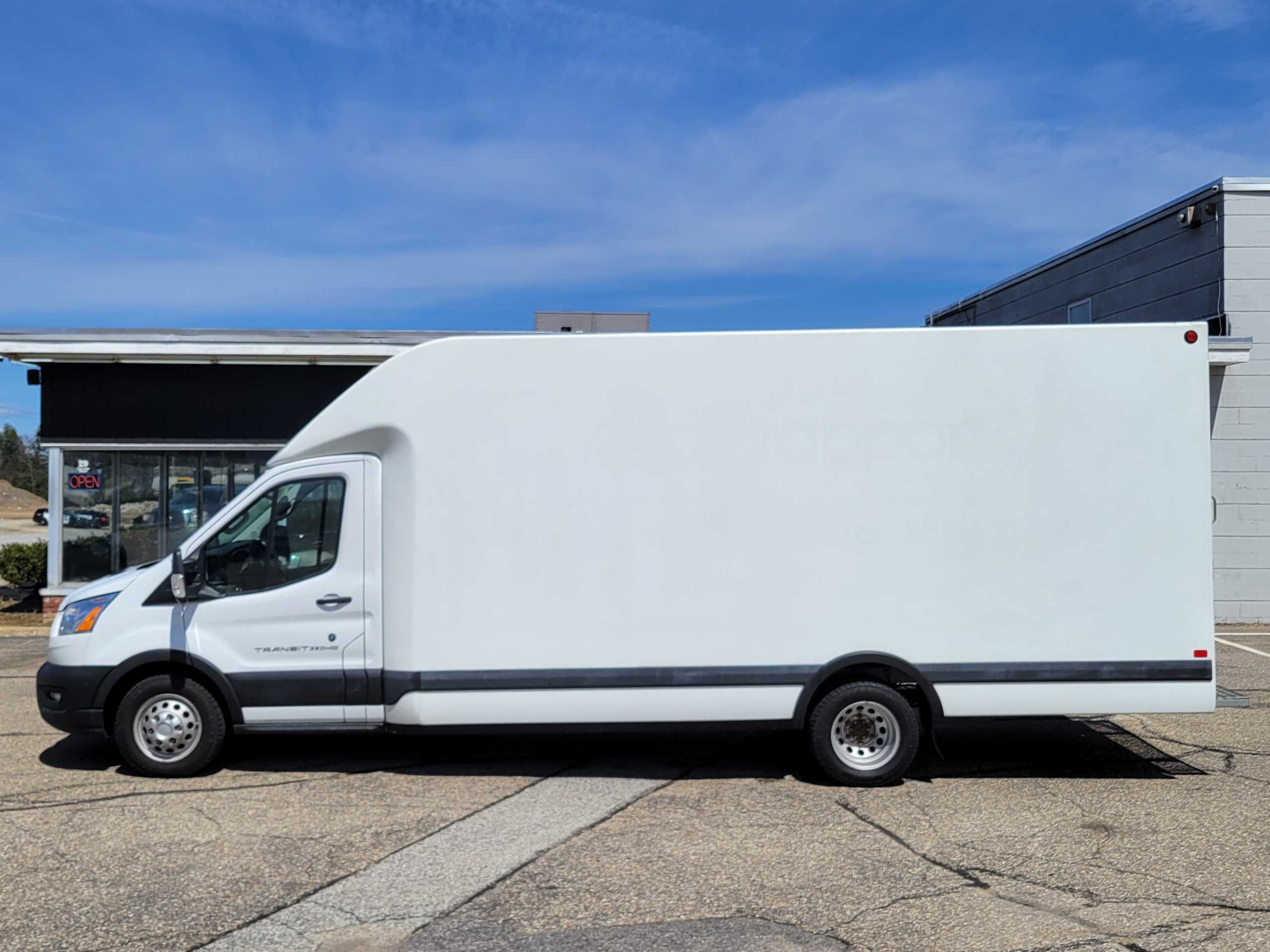 2020 Ford Transit photo 7