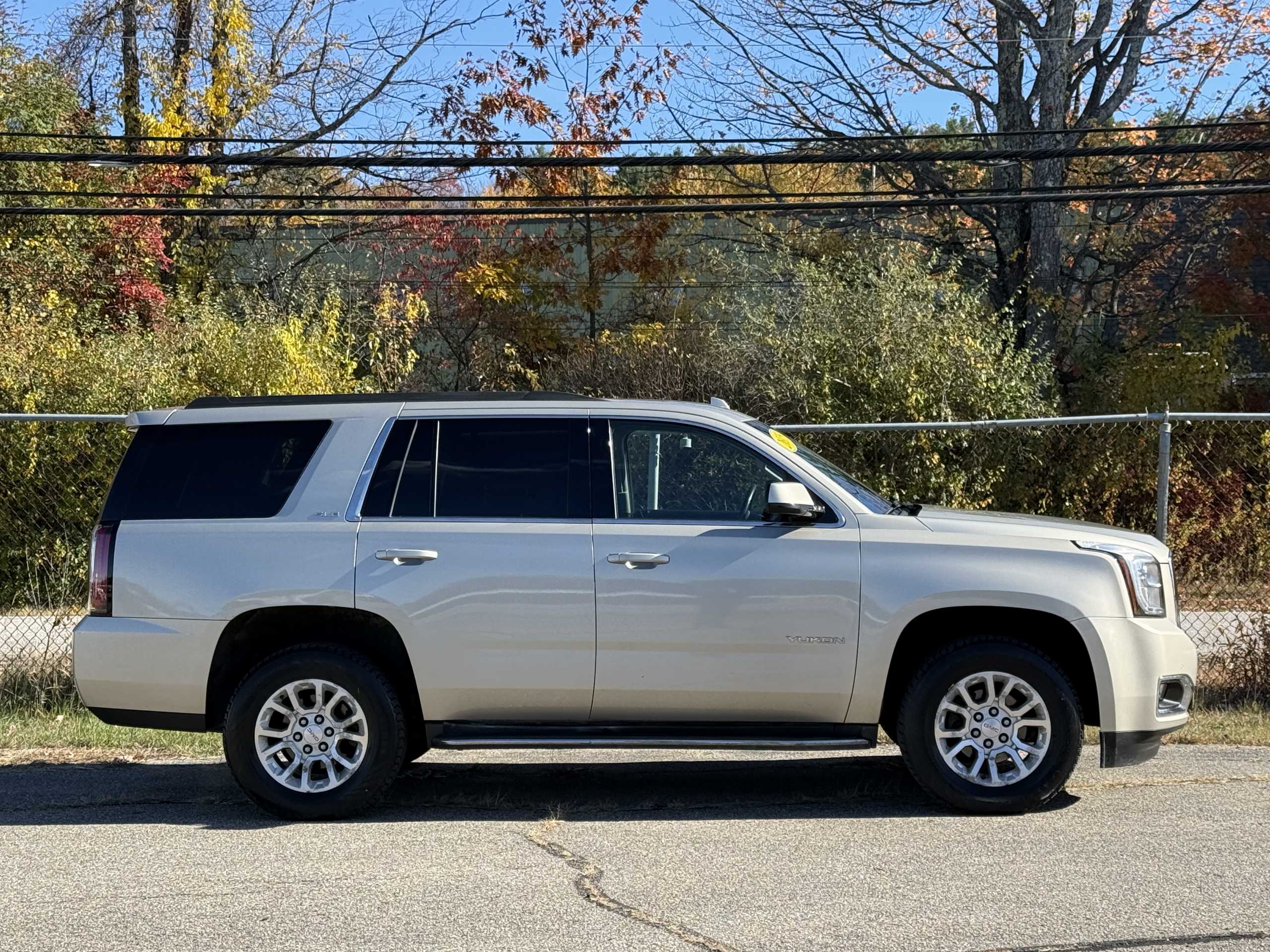 2015 Gmc Yukon SLE photo 3